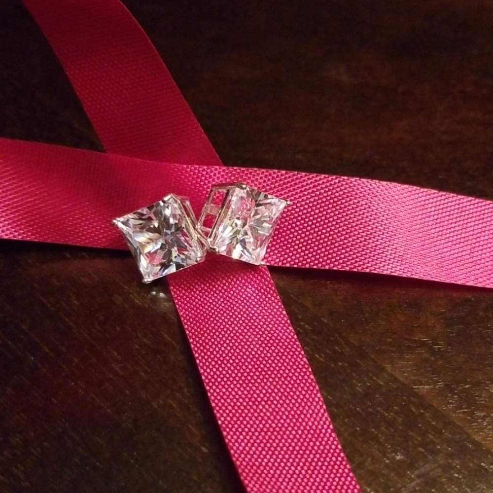 Cubic Zirconia earrings